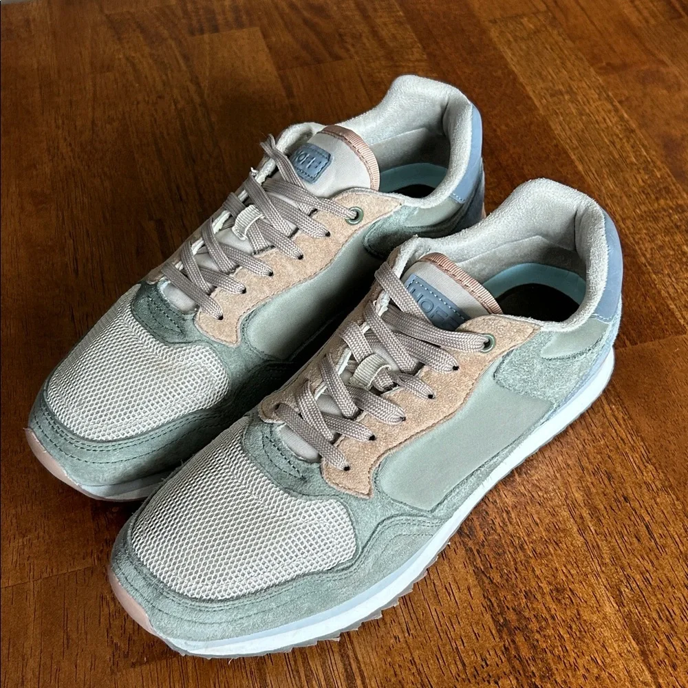 Hoff women’s sneakers size 10 - Picture 2 of 14